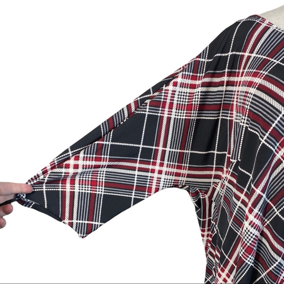 *NWT Signature by Robbie Bee 2X wrap shift dress - Picture 5 of 12